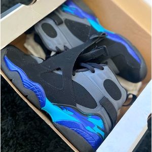 Jordan 8 retro bg